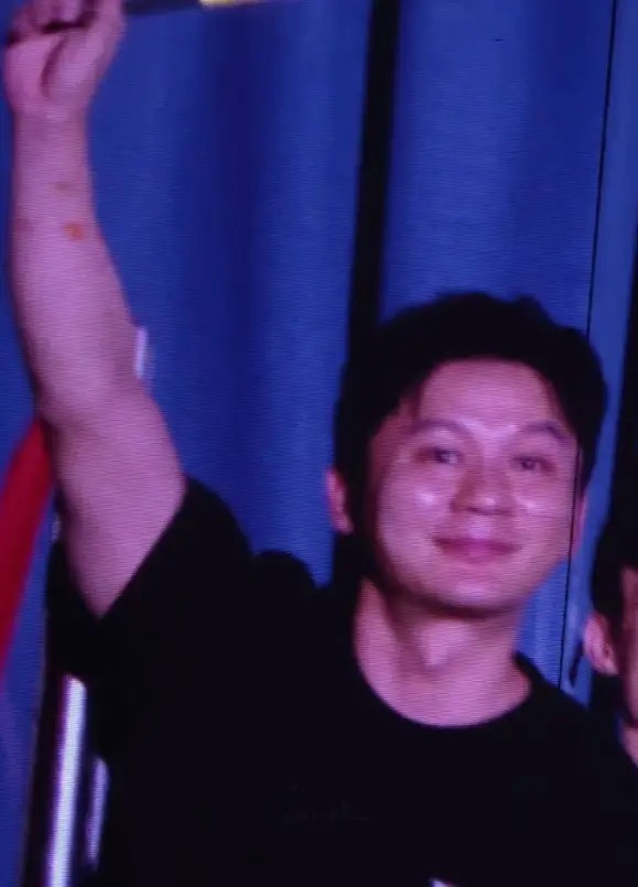 云天华成 梦回跑男！李晨现身鹿晗演唱会，与邓超陈赫隔空互动